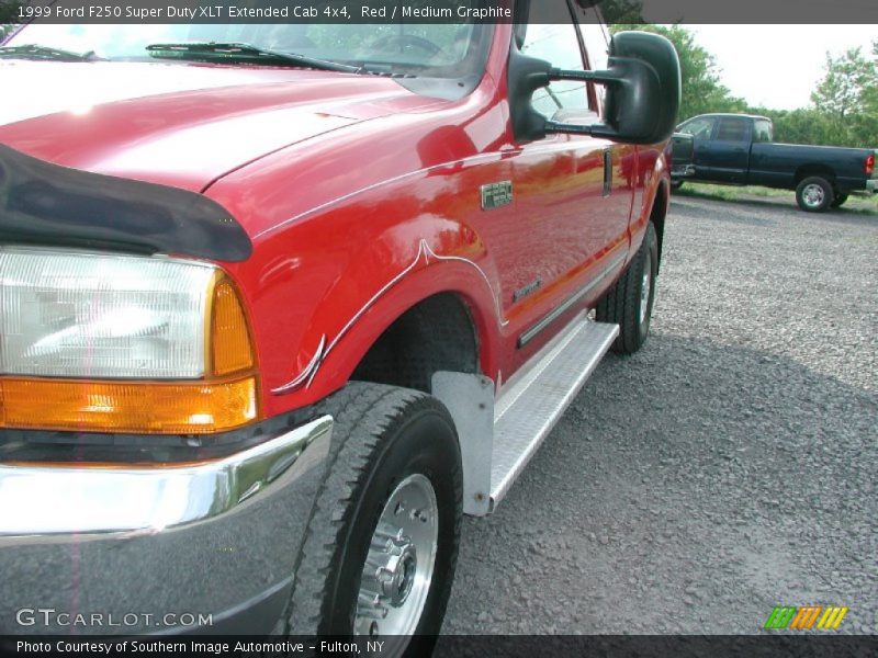 Red / Medium Graphite 1999 Ford F250 Super Duty XLT Extended Cab 4x4