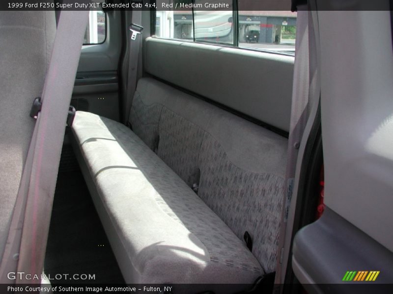 Red / Medium Graphite 1999 Ford F250 Super Duty XLT Extended Cab 4x4
