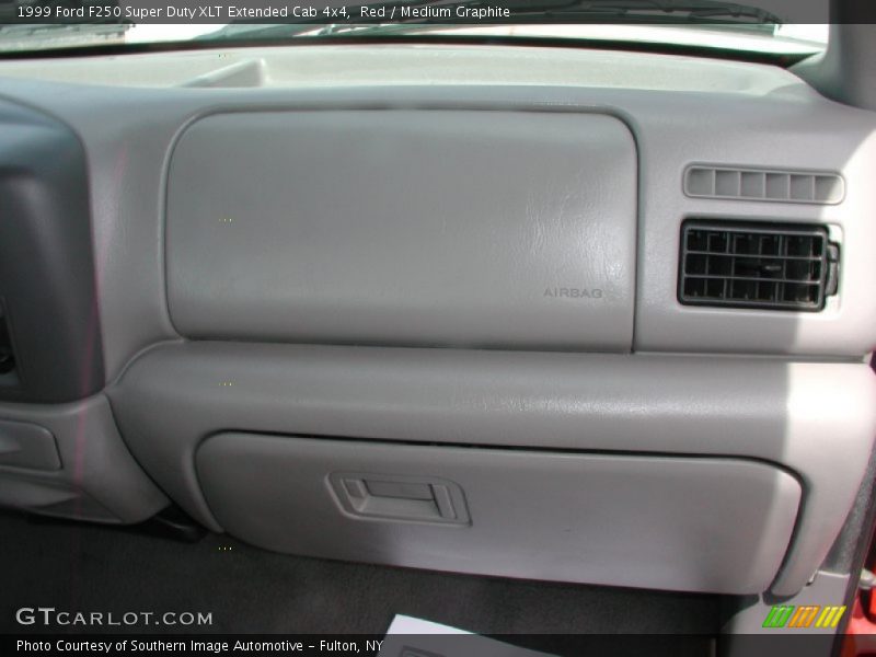Red / Medium Graphite 1999 Ford F250 Super Duty XLT Extended Cab 4x4