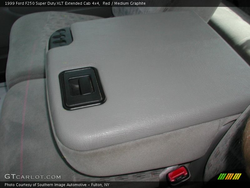 Red / Medium Graphite 1999 Ford F250 Super Duty XLT Extended Cab 4x4
