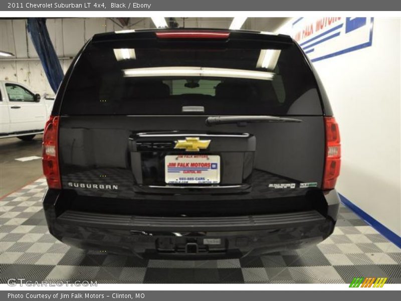 Black / Ebony 2011 Chevrolet Suburban LT 4x4