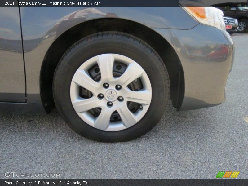Magnetic Gray Metallic / Ash 2011 Toyota Camry LE