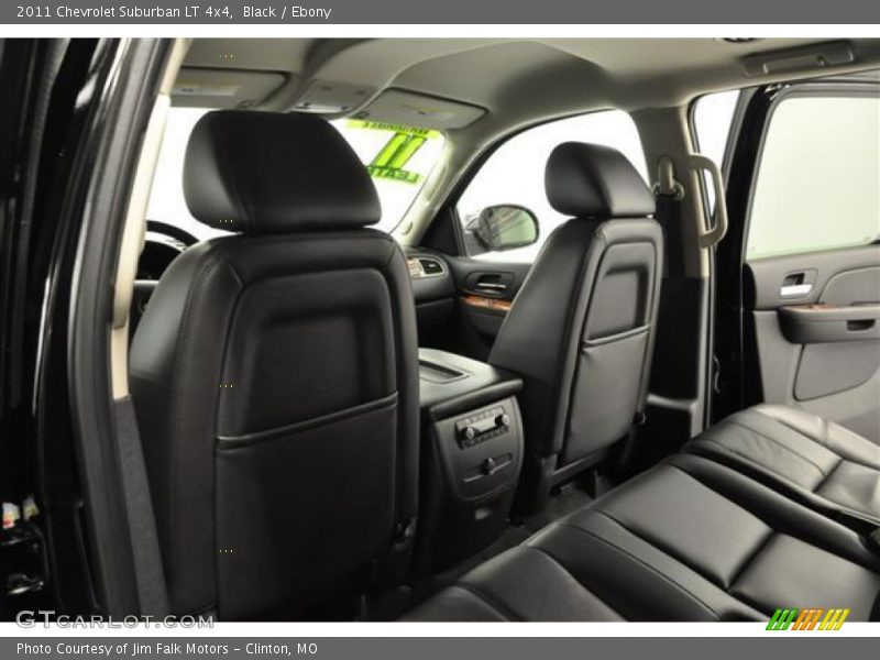 Black / Ebony 2011 Chevrolet Suburban LT 4x4