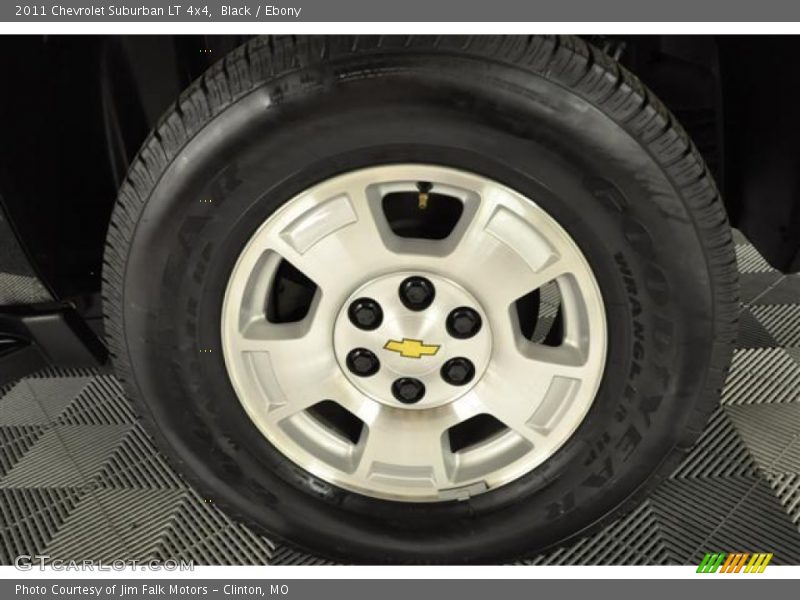 Black / Ebony 2011 Chevrolet Suburban LT 4x4