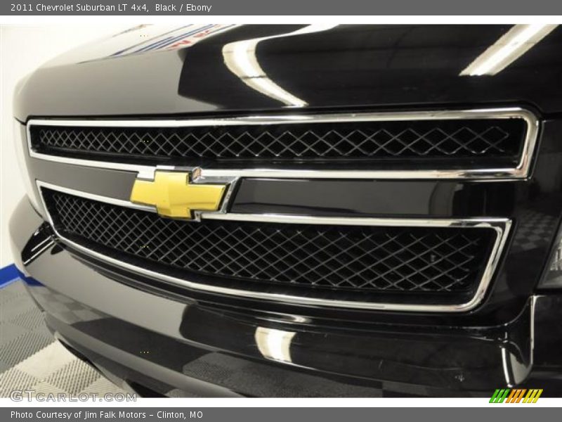 Black / Ebony 2011 Chevrolet Suburban LT 4x4