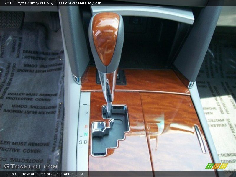 Classic Silver Metallic / Ash 2011 Toyota Camry XLE V6