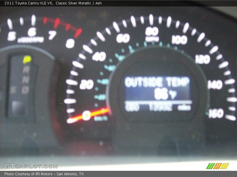 Classic Silver Metallic / Ash 2011 Toyota Camry XLE V6