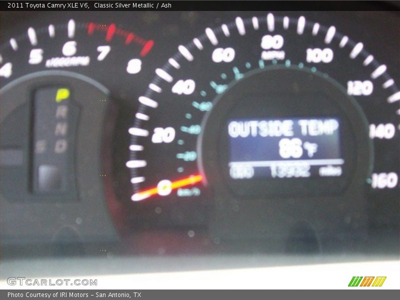 Classic Silver Metallic / Ash 2011 Toyota Camry XLE V6