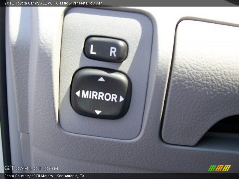 Classic Silver Metallic / Ash 2011 Toyota Camry XLE V6