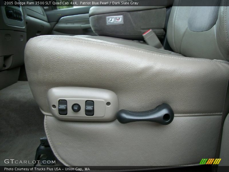 Patriot Blue Pearl / Dark Slate Gray 2005 Dodge Ram 3500 SLT Quad Cab 4x4