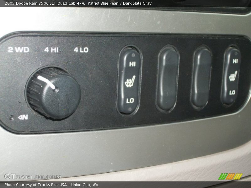 Patriot Blue Pearl / Dark Slate Gray 2005 Dodge Ram 3500 SLT Quad Cab 4x4
