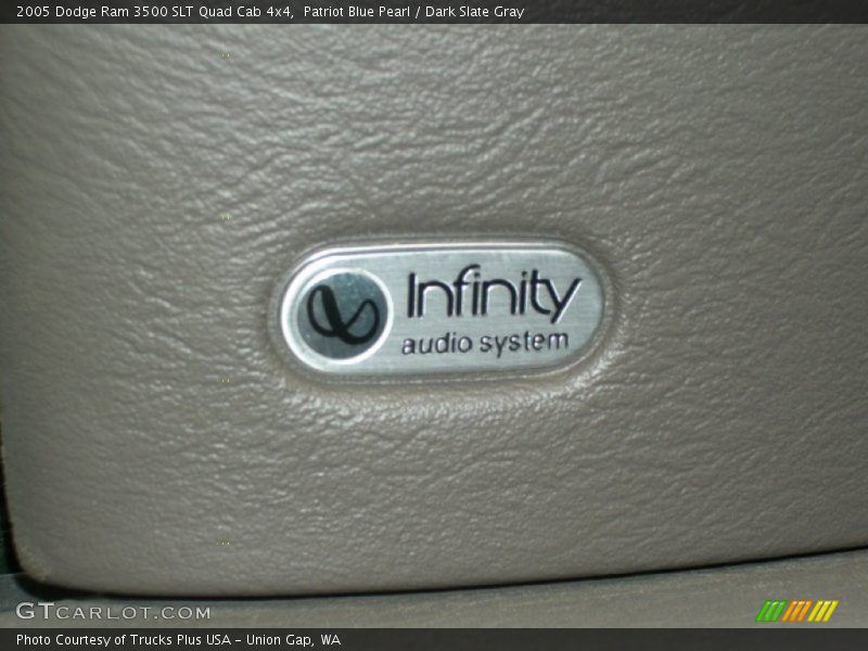 Patriot Blue Pearl / Dark Slate Gray 2005 Dodge Ram 3500 SLT Quad Cab 4x4