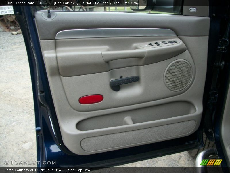 Patriot Blue Pearl / Dark Slate Gray 2005 Dodge Ram 3500 SLT Quad Cab 4x4