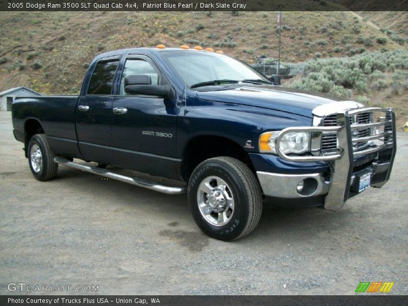 Patriot Blue Pearl / Dark Slate Gray 2005 Dodge Ram 3500 SLT Quad Cab 4x4
