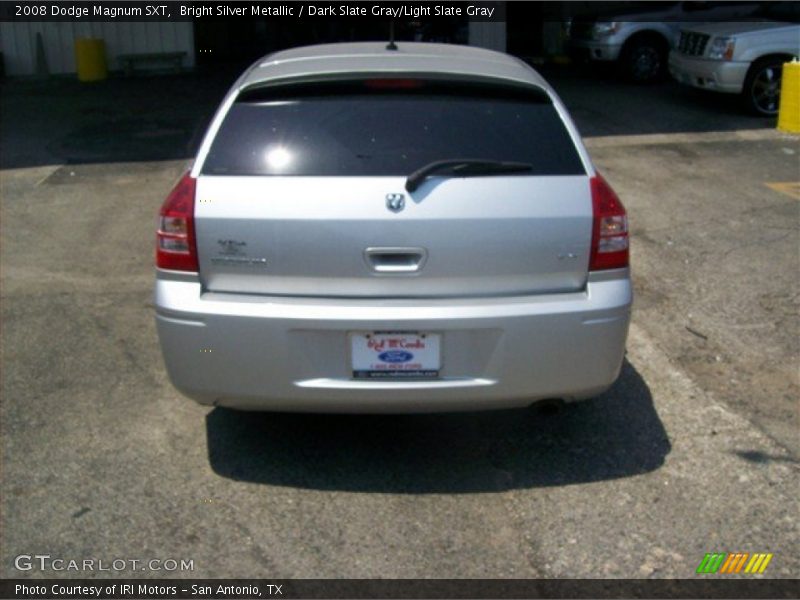 Bright Silver Metallic / Dark Slate Gray/Light Slate Gray 2008 Dodge Magnum SXT