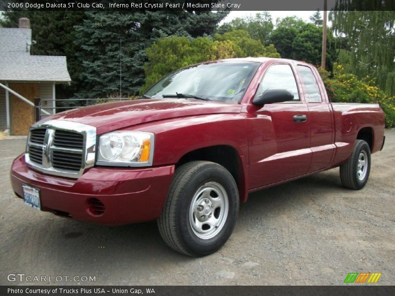 Inferno Red Crystal Pearl / Medium Slate Gray 2006 Dodge Dakota ST Club Cab