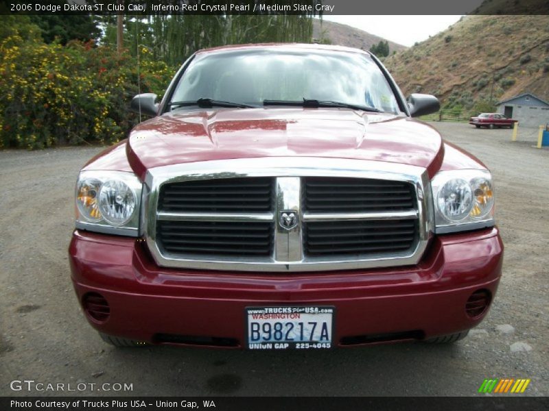 Inferno Red Crystal Pearl / Medium Slate Gray 2006 Dodge Dakota ST Club Cab