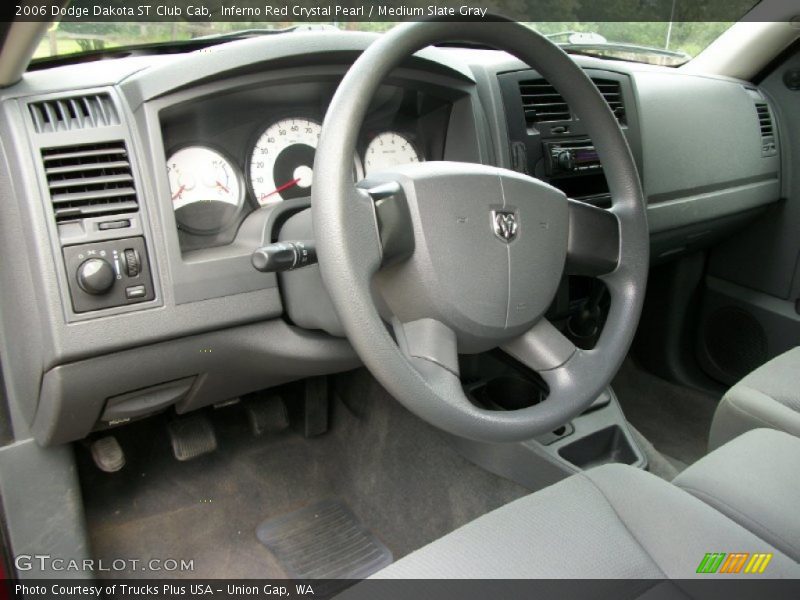 Inferno Red Crystal Pearl / Medium Slate Gray 2006 Dodge Dakota ST Club Cab