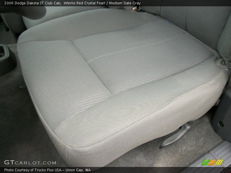 Inferno Red Crystal Pearl / Medium Slate Gray 2006 Dodge Dakota ST Club Cab