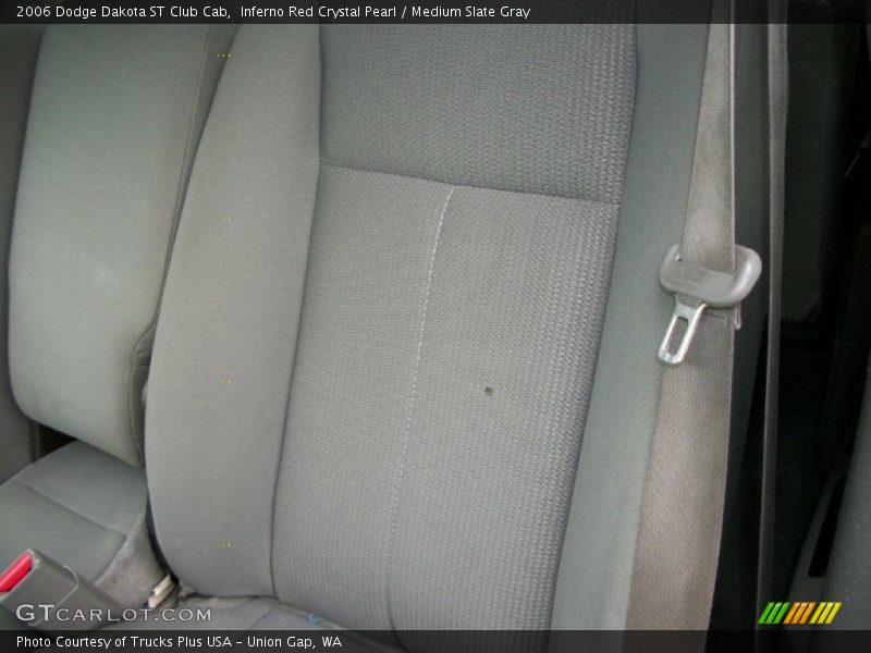 Inferno Red Crystal Pearl / Medium Slate Gray 2006 Dodge Dakota ST Club Cab