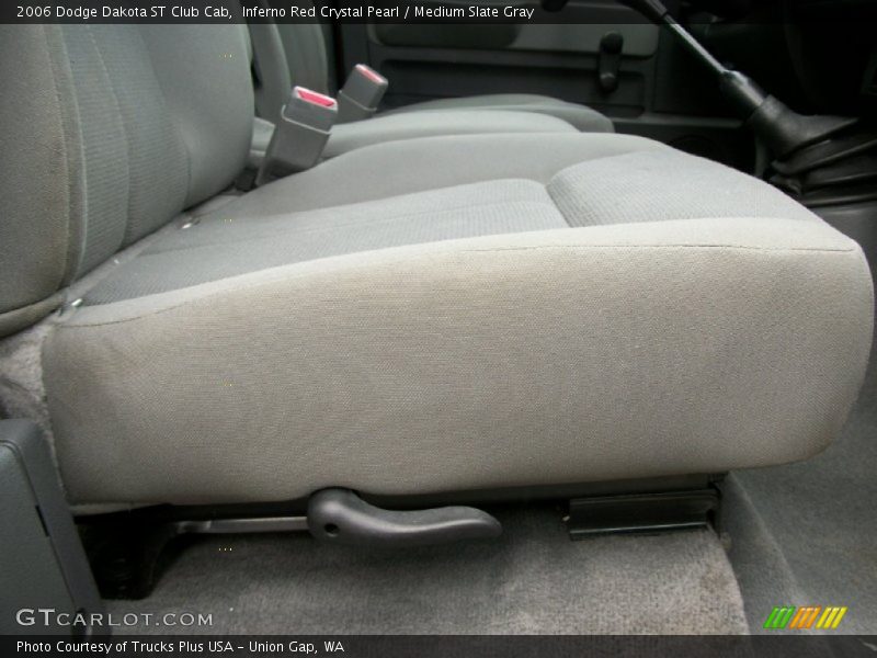Inferno Red Crystal Pearl / Medium Slate Gray 2006 Dodge Dakota ST Club Cab