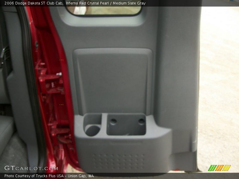 Inferno Red Crystal Pearl / Medium Slate Gray 2006 Dodge Dakota ST Club Cab