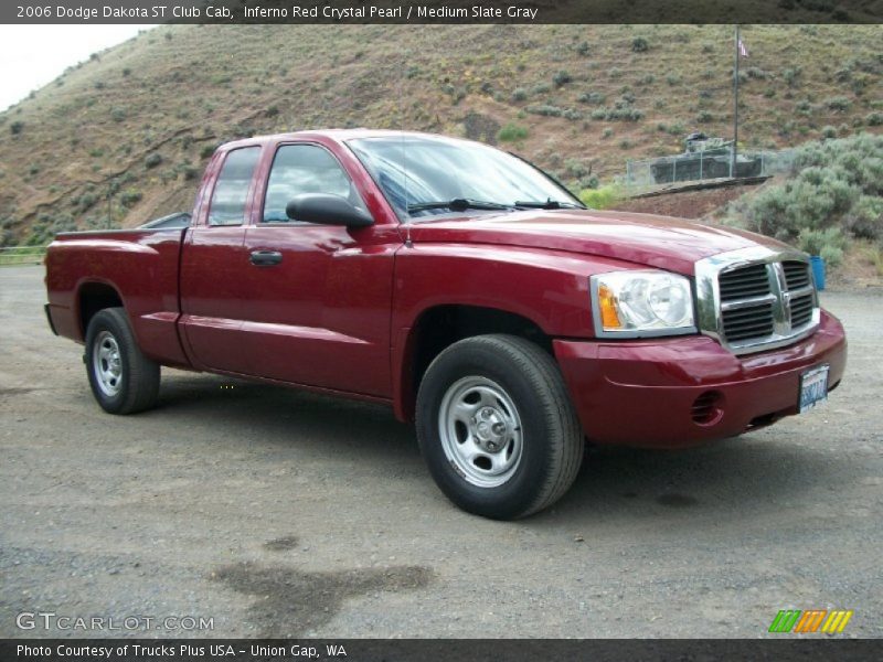 Inferno Red Crystal Pearl / Medium Slate Gray 2006 Dodge Dakota ST Club Cab
