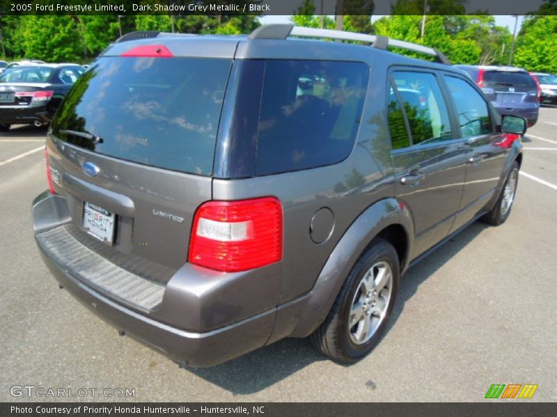Dark Shadow Grey Metallic / Black 2005 Ford Freestyle Limited