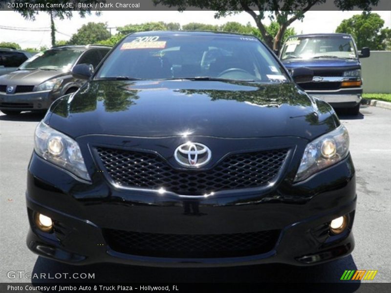 Black / Dark Charcoal 2010 Toyota Camry SE