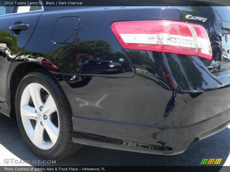 Black / Dark Charcoal 2010 Toyota Camry SE