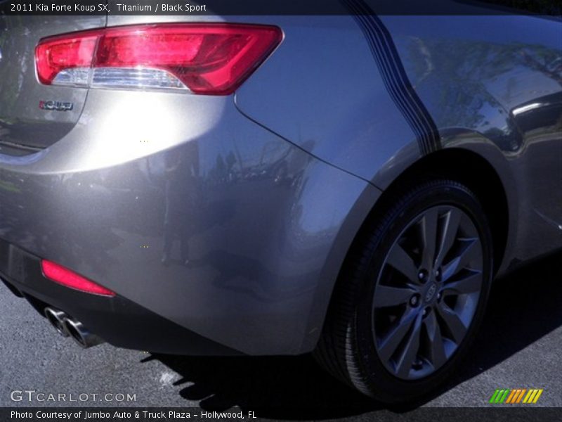 Titanium / Black Sport 2011 Kia Forte Koup SX