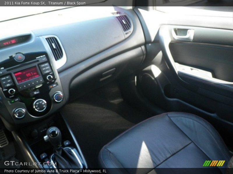 Titanium / Black Sport 2011 Kia Forte Koup SX