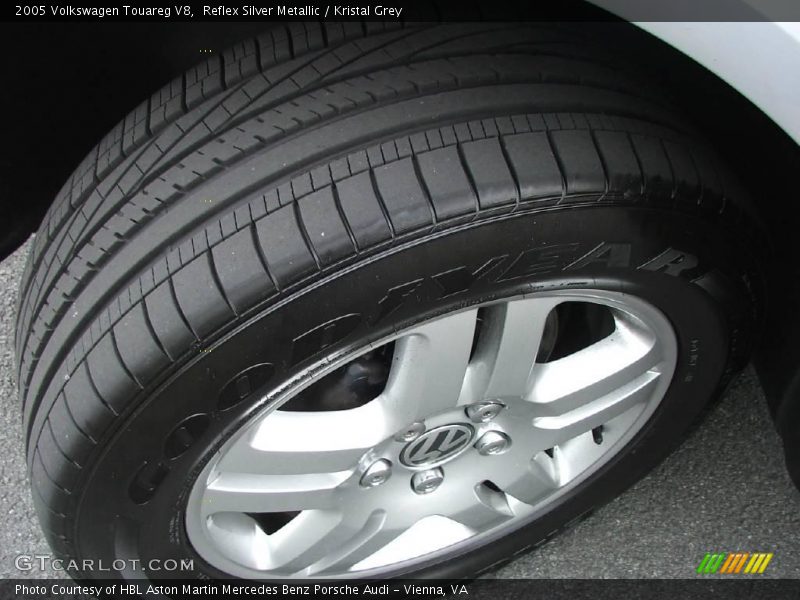 Reflex Silver Metallic / Kristal Grey 2005 Volkswagen Touareg V8