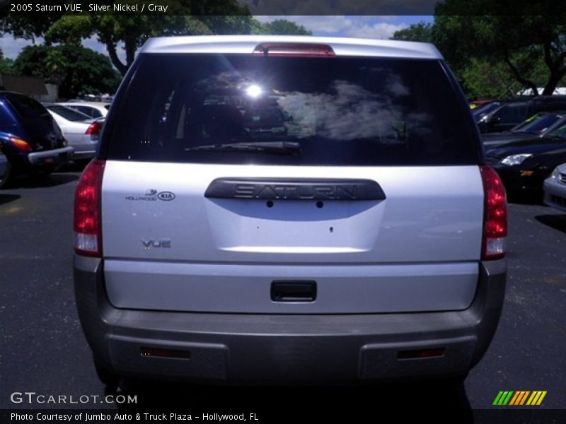 Silver Nickel / Gray 2005 Saturn VUE