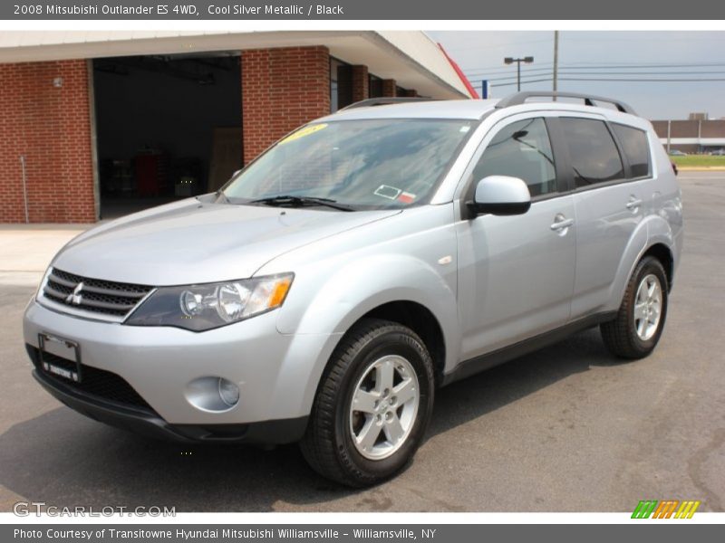 Front 3/4 View of 2008 Outlander ES 4WD