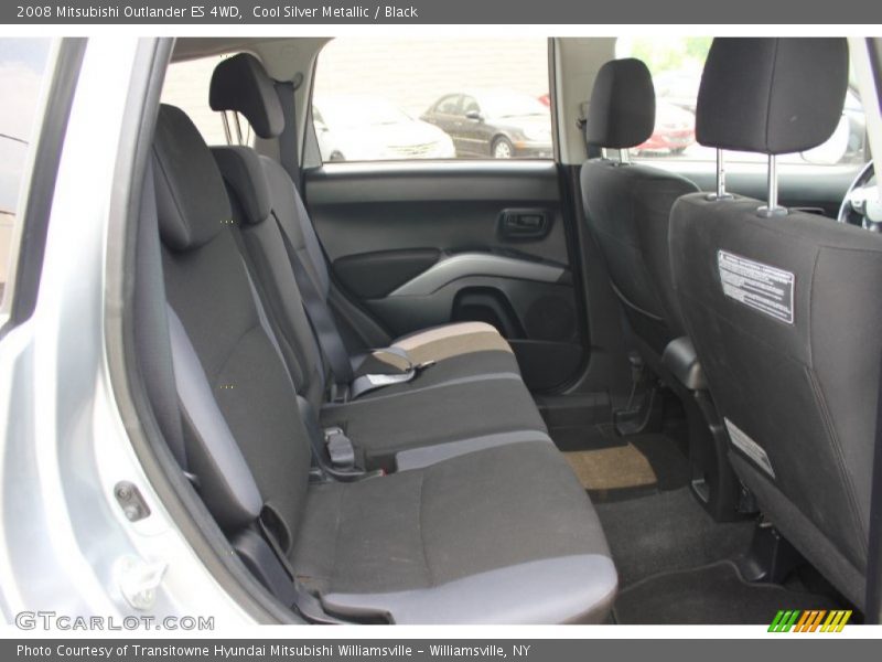 Rear Seat of 2008 Outlander ES 4WD