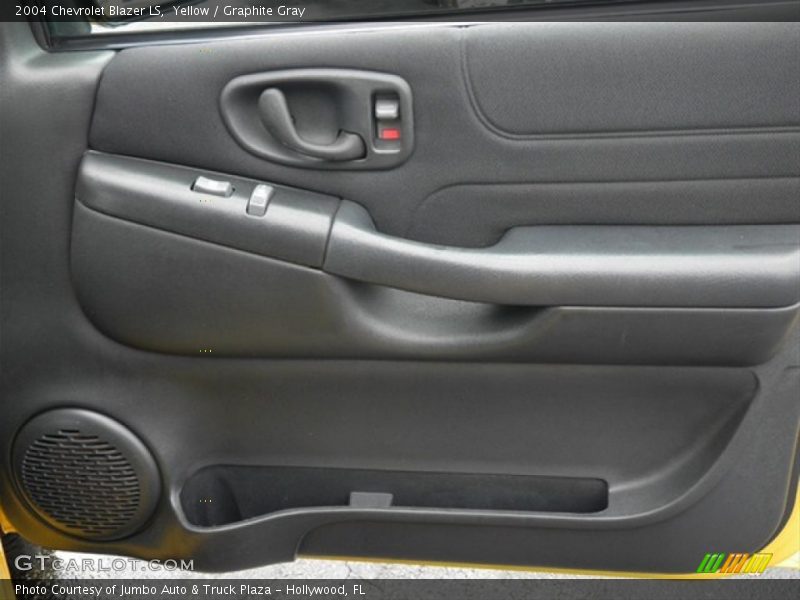 Door Panel of 2004 Blazer LS