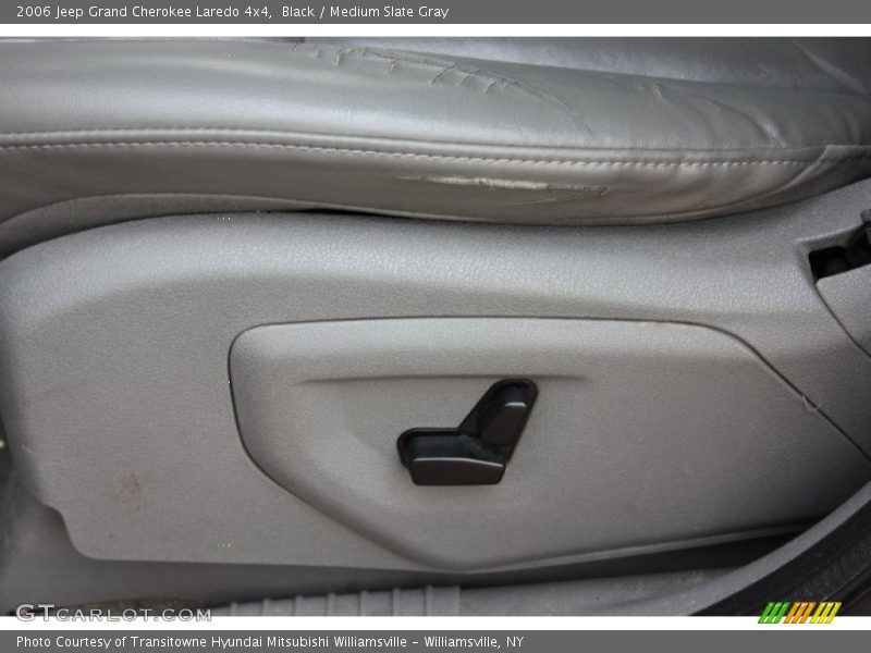 Black / Medium Slate Gray 2006 Jeep Grand Cherokee Laredo 4x4