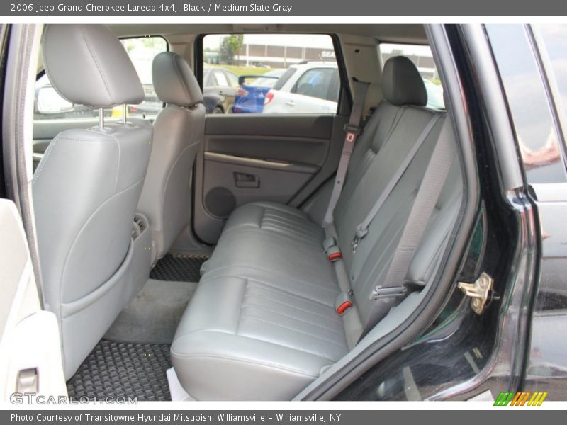 Black / Medium Slate Gray 2006 Jeep Grand Cherokee Laredo 4x4