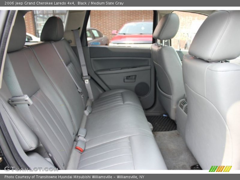 Black / Medium Slate Gray 2006 Jeep Grand Cherokee Laredo 4x4