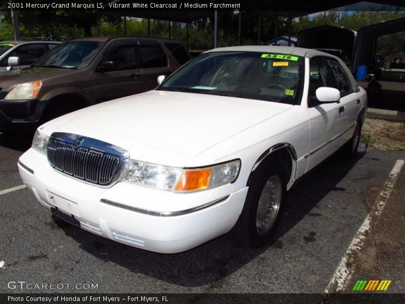 Vibrant White Clearcoat / Medium Parchment 2001 Mercury Grand Marquis LS