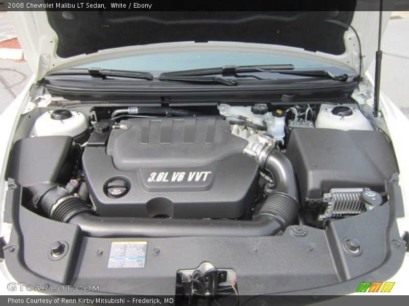 White / Ebony 2008 Chevrolet Malibu LT Sedan