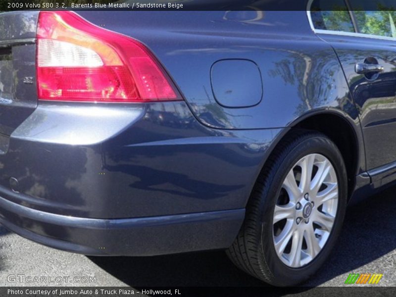 Barents Blue Metallic / Sandstone Beige 2009 Volvo S80 3.2