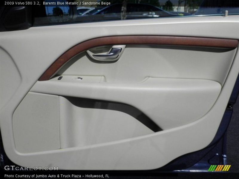 Barents Blue Metallic / Sandstone Beige 2009 Volvo S80 3.2