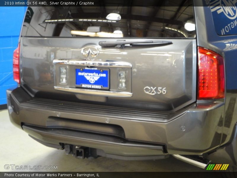 Silver Graphite / Graphite 2010 Infiniti QX 56 4WD