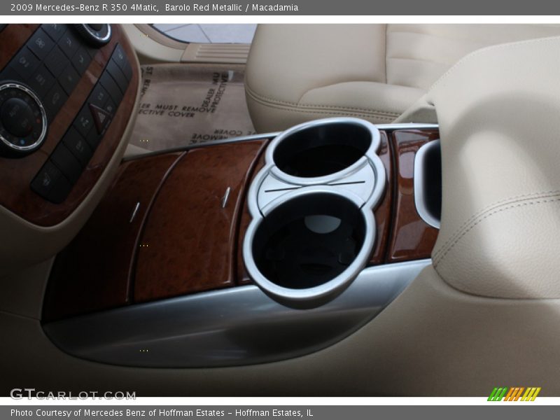 Barolo Red Metallic / Macadamia 2009 Mercedes-Benz R 350 4Matic