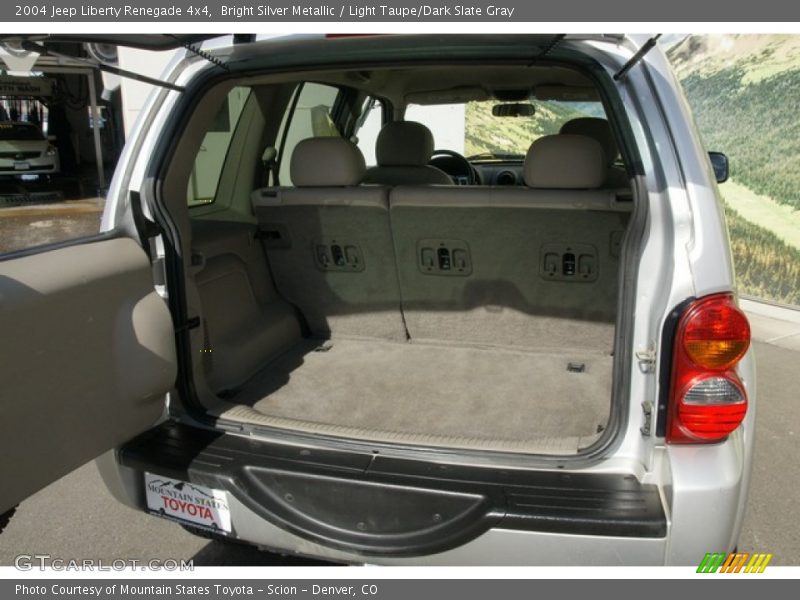 Bright Silver Metallic / Light Taupe/Dark Slate Gray 2004 Jeep Liberty Renegade 4x4
