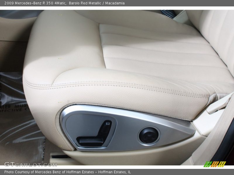 Barolo Red Metallic / Macadamia 2009 Mercedes-Benz R 350 4Matic