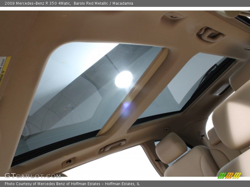 Barolo Red Metallic / Macadamia 2009 Mercedes-Benz R 350 4Matic