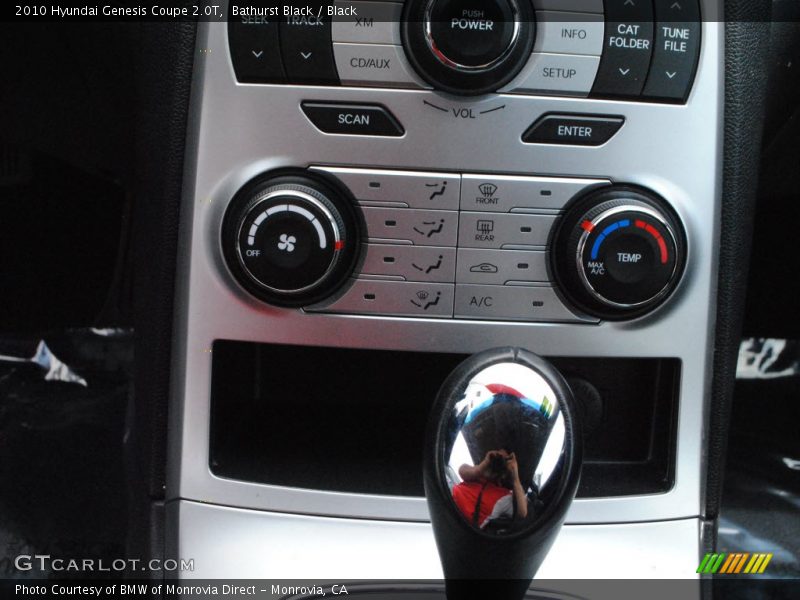 Bathurst Black / Black 2010 Hyundai Genesis Coupe 2.0T
